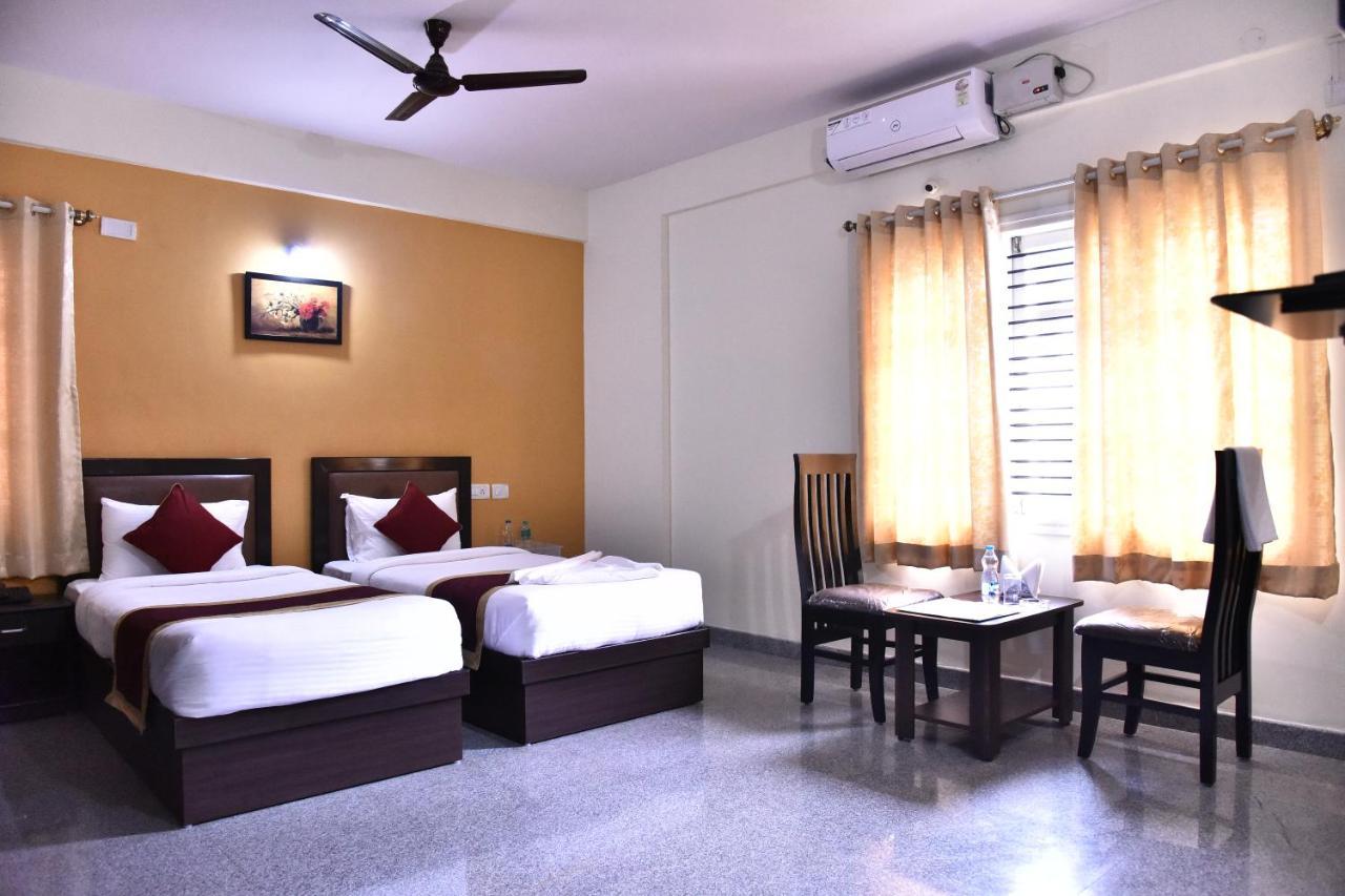 The Banjaara Suites Бангалор Екстериор снимка