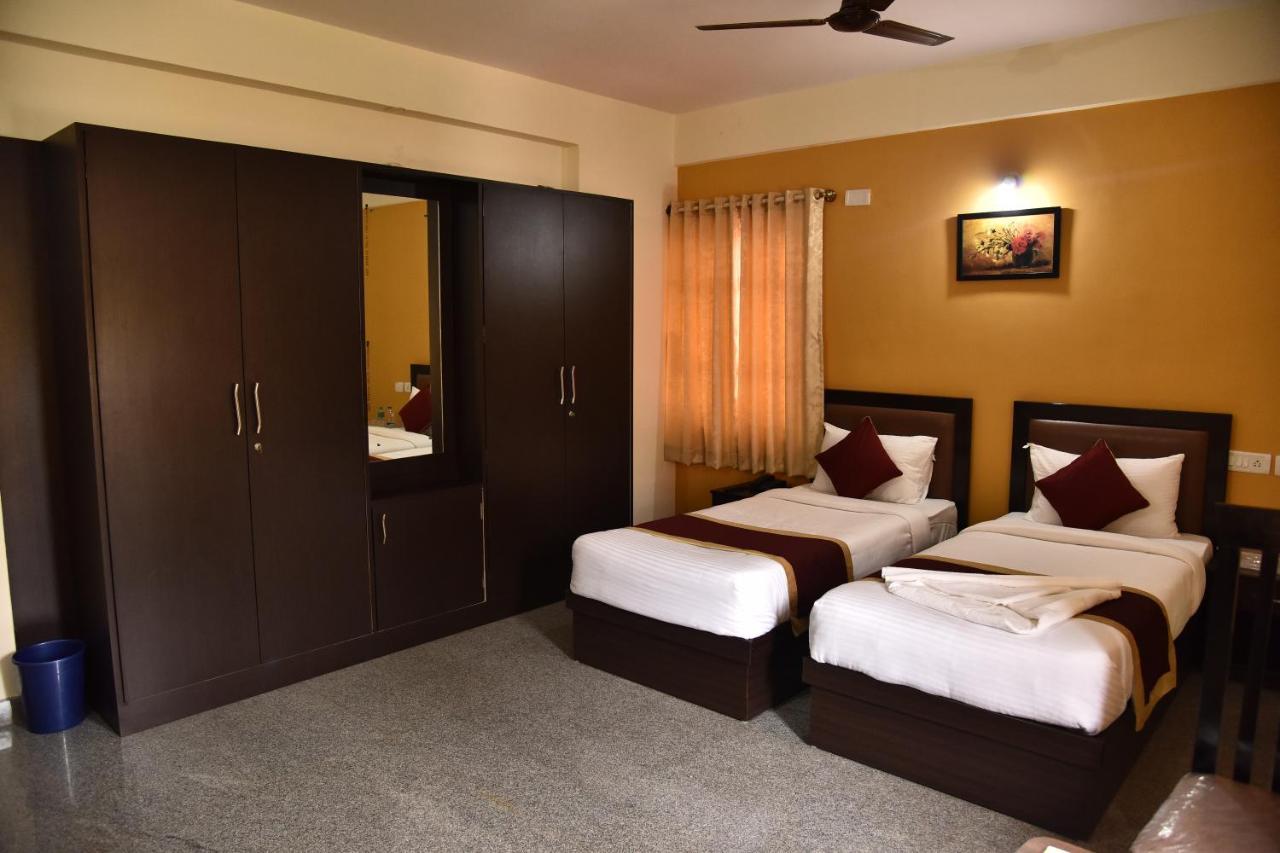 The Banjaara Suites Бангалор Екстериор снимка
