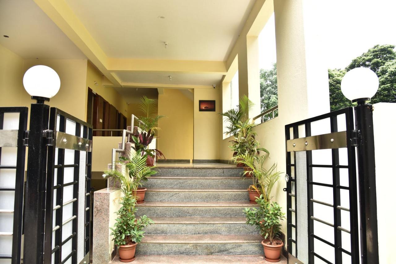 The Banjaara Suites Бангалор Екстериор снимка