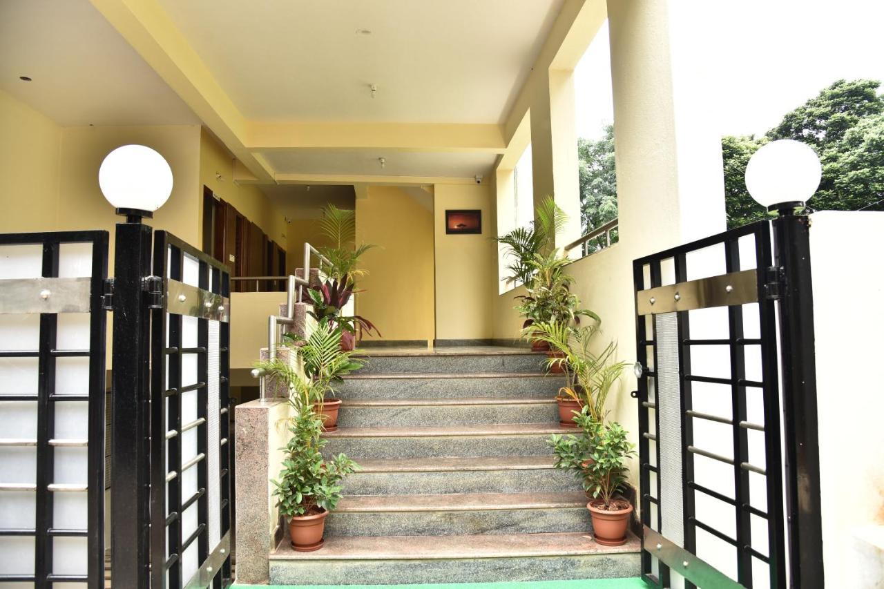 The Banjaara Suites Бангалор Екстериор снимка