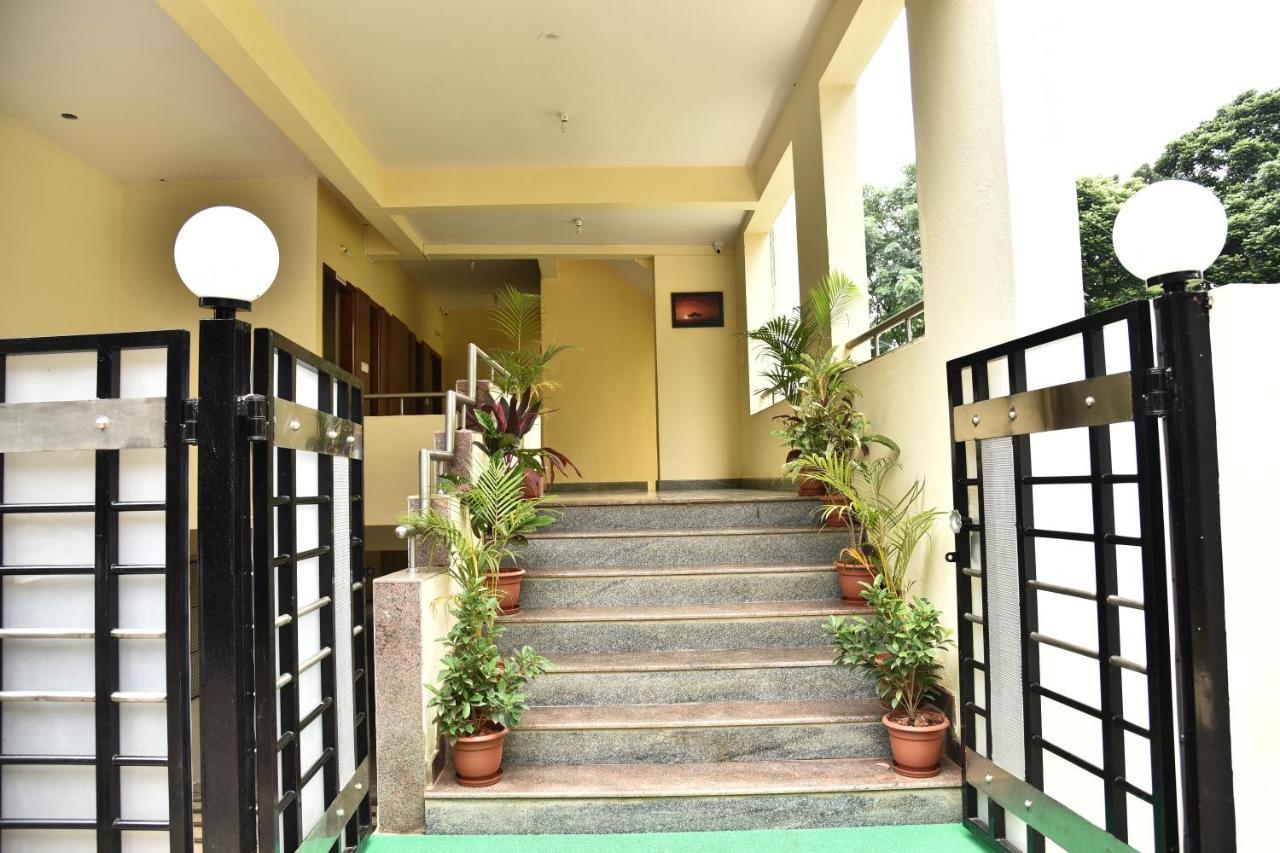 The Banjaara Suites Бангалор Екстериор снимка
