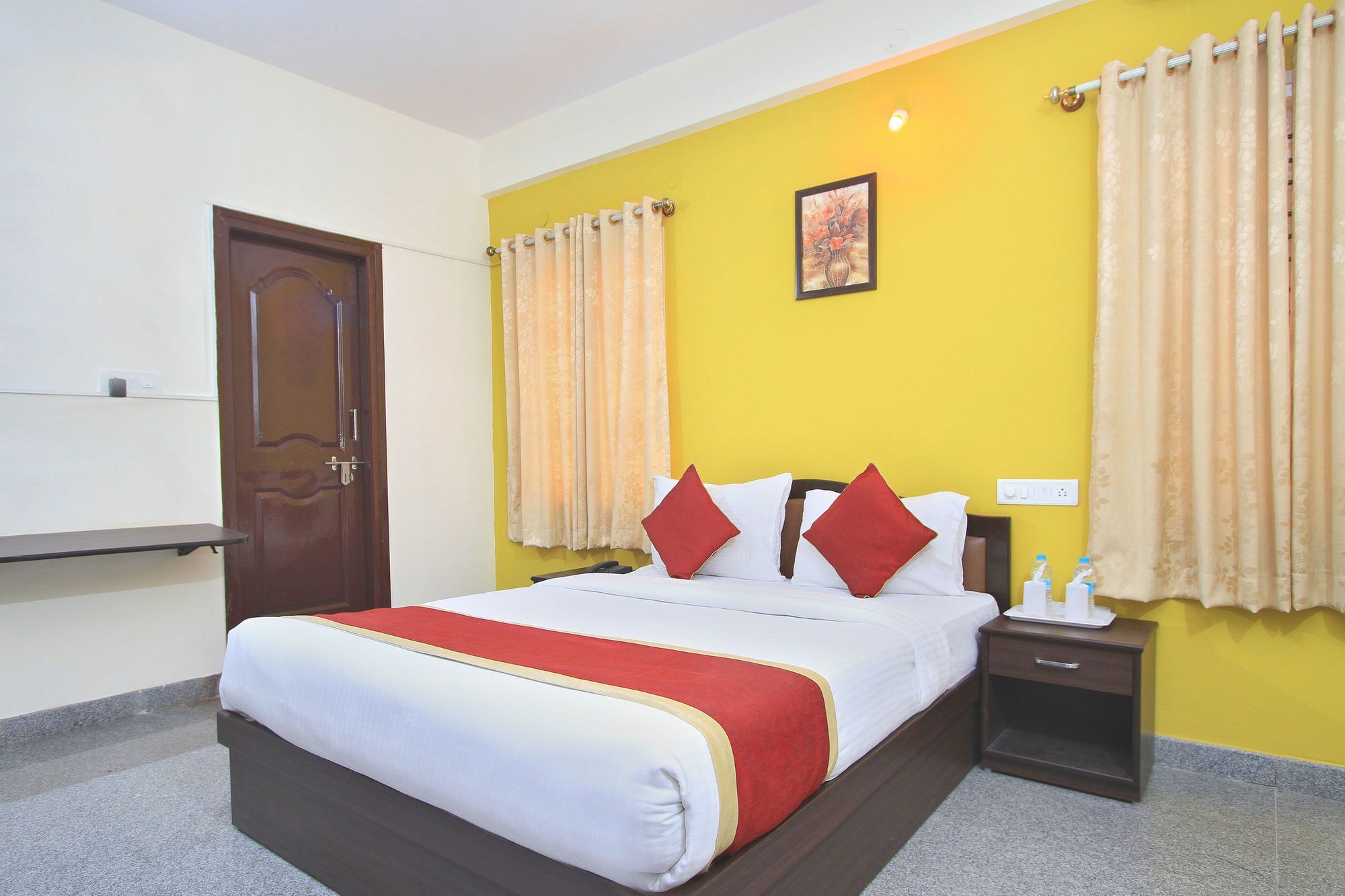 The Banjaara Suites Бангалор Екстериор снимка